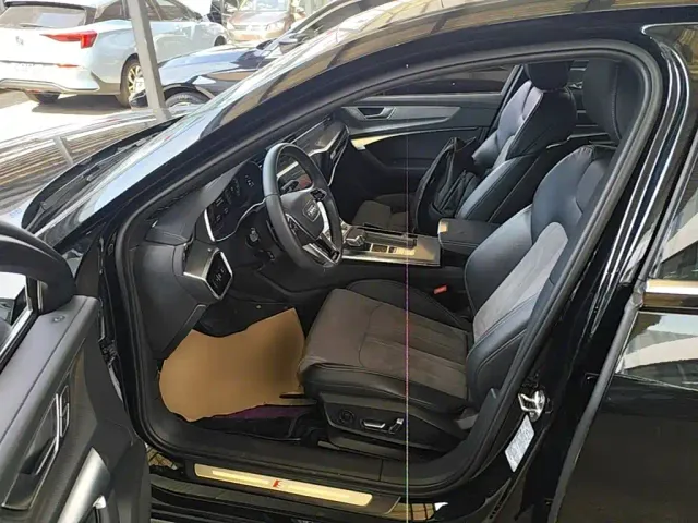 Audi A6L — Фото автомобиля 15