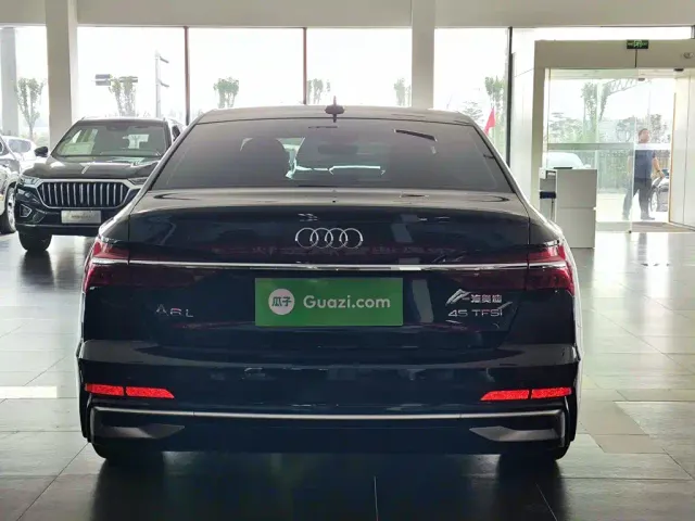 Audi A6L — Фото автомобиля 5