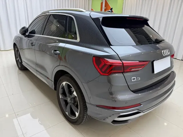 Audi Q3 — Фото автомобиля 6