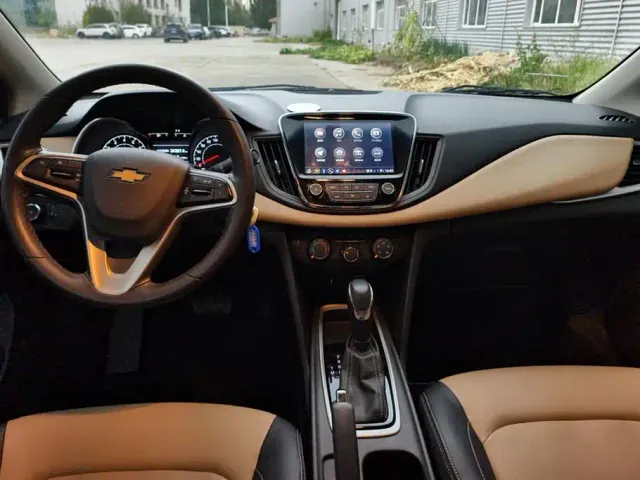 Chevrolet Monza — Фото автомобиля 12