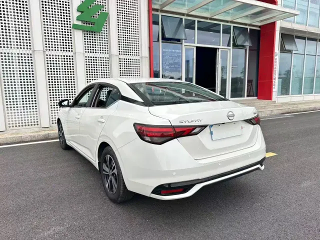 Nissan Sylphy — Фото автомобиля 26