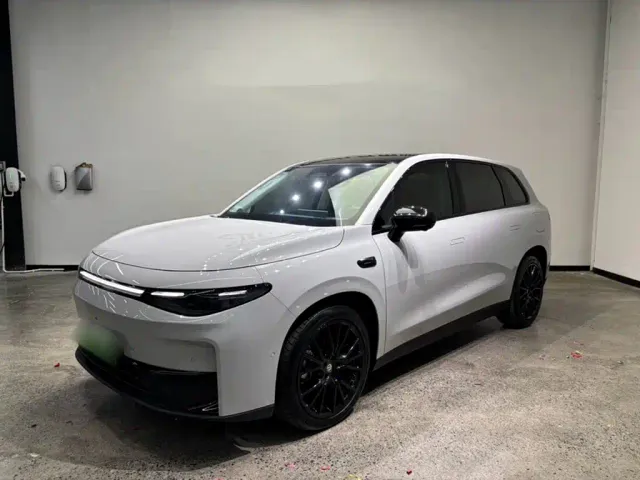 Фотография автомобиля — Leapmotor C10