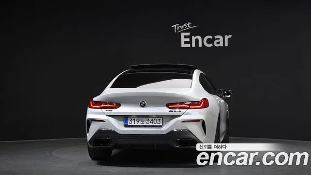 BMW 8-Series — Фото автомобиля 4