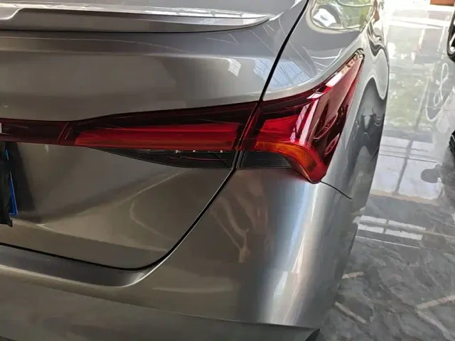 Toyota Avalon — Фото автомобиля 7
