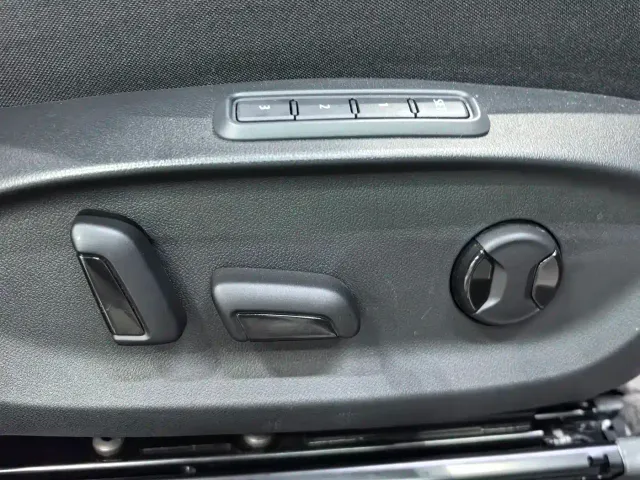 Volkswagen ID. Unyx 06 — Фото автомобиля 20