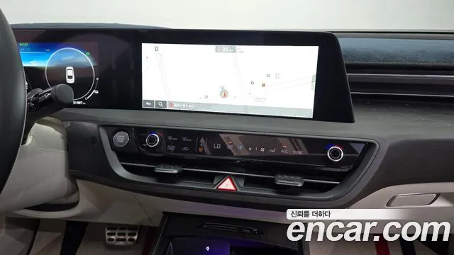 Kia K8 Hybrid — Фото автомобиля 13