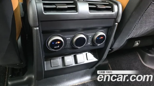 Land Rover Defender Defender (L663) — Фото автомобиля 18