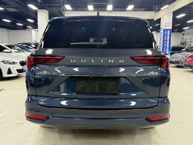 Wuling Victory — Фото автомобиля 6