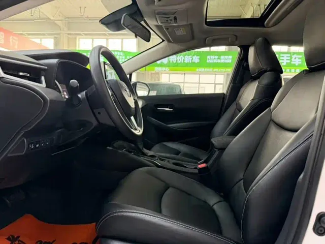 Toyota Corolla — Фото автомобиля 4