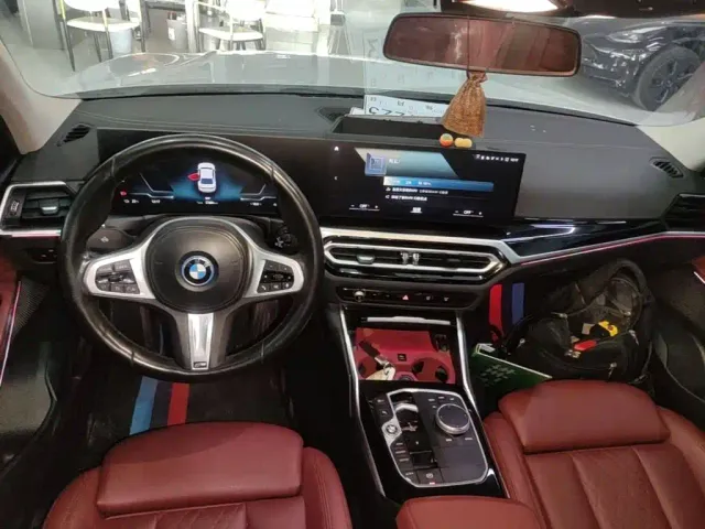 BMW i3 — Фото автомобиля 9