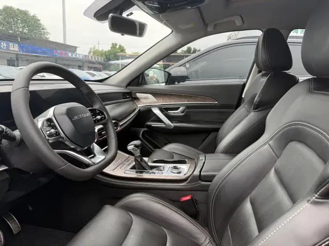 Jetour X70 Plus — Фото автомобиля 5