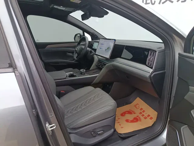BYD Song L DM-i — Фото автомобиля 16