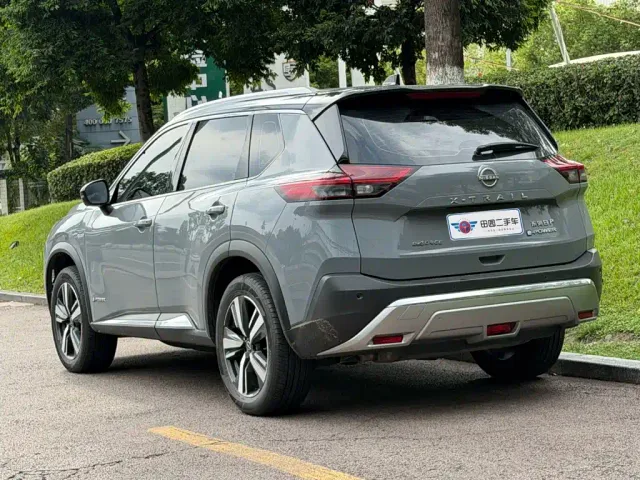 Nissan X-Trail 2023 e-POWER Super Hybrid Dual Motor AWD Supreme Edition — Фото автомобиля 4