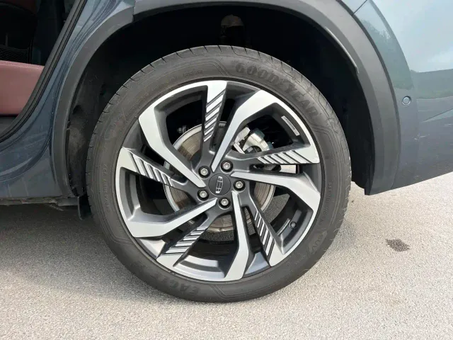 Geely Xingyue L — Фото автомобиля 23