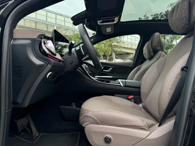 Mercedes-Benz EQE SUV — Фото автомобиля 7