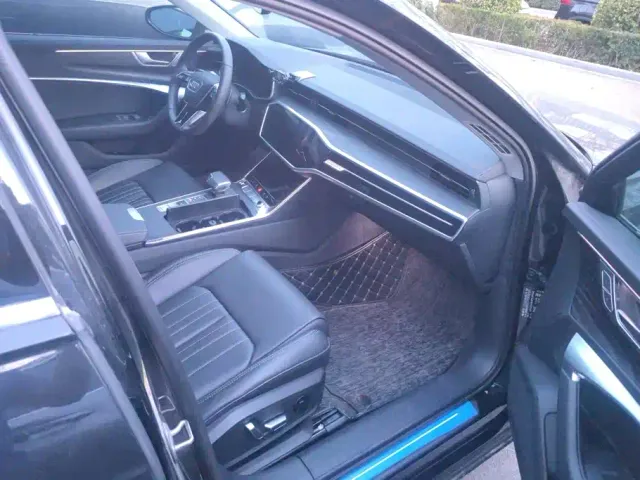 Audi A6L — Фото автомобиля 8