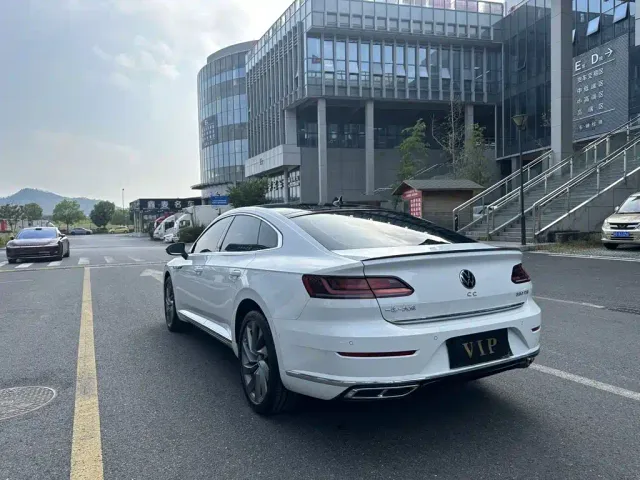 Volkswagen CC — Фото автомобиля 7
