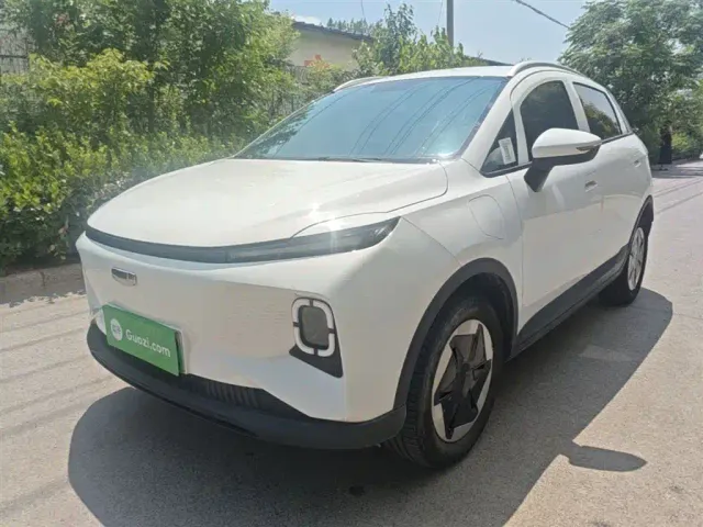 Фотография автомобиля — Geely Geometry E Firefly