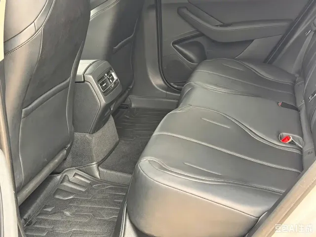 BYD Qin PLUS — Фото автомобиля 6