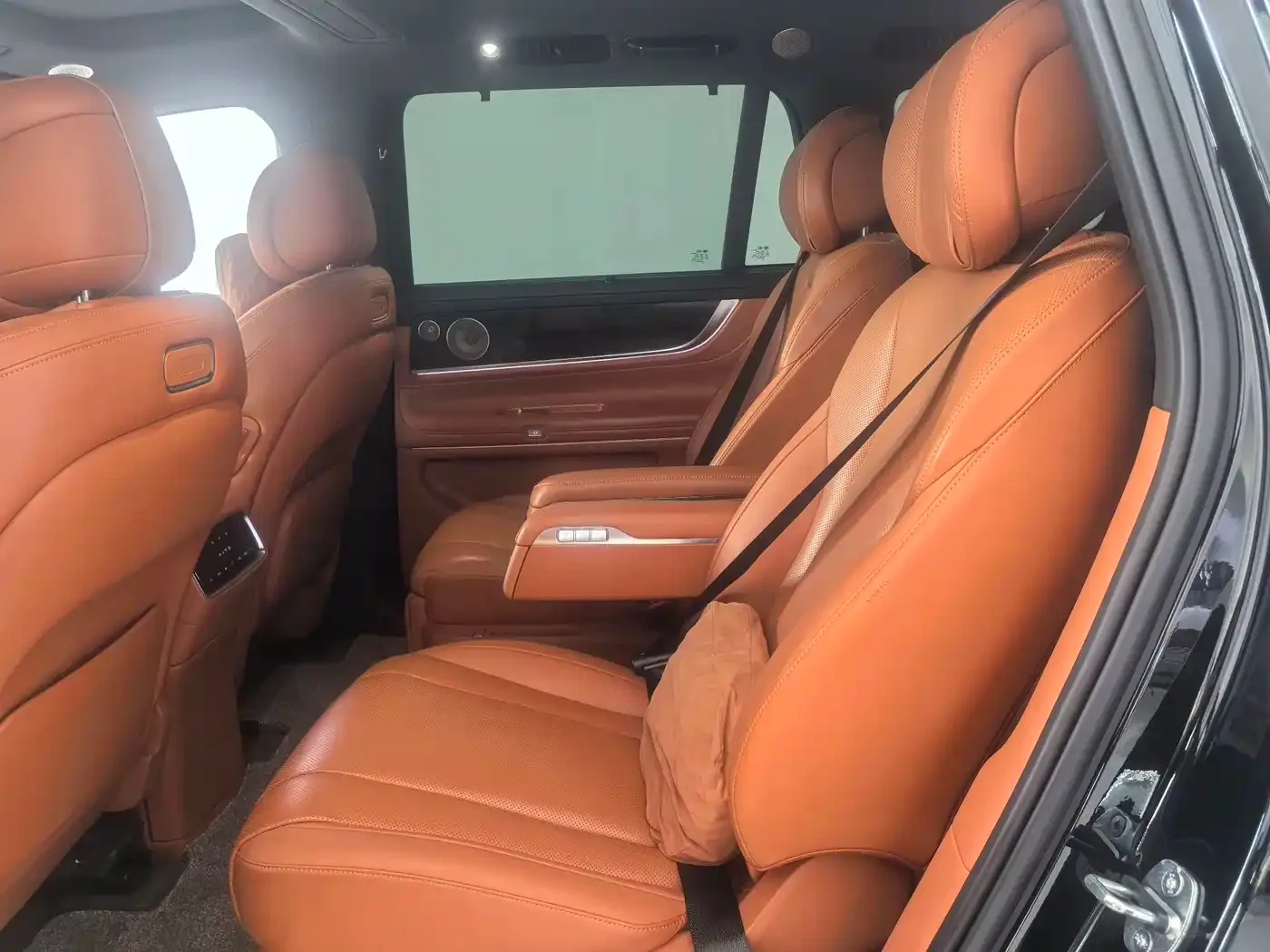AITO Wenjie AITO M9 2024 Pure Electric Ultra 100kWh 6-Seater — Фото автомобиля 8