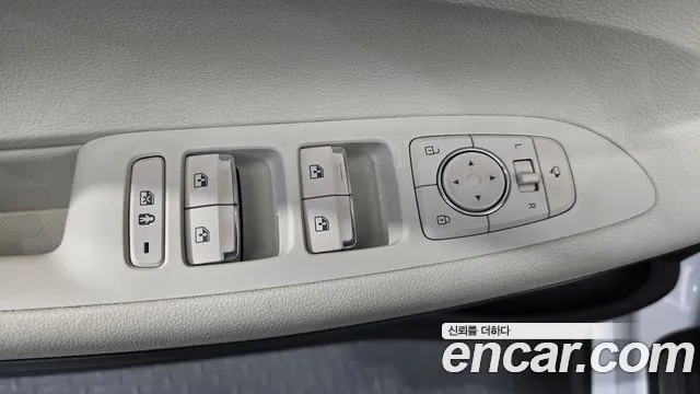 Hyundai Grandeur Новый Grandeur IG — Фото автомобиля 28