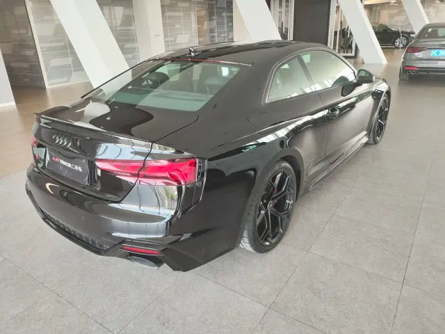 Audi RS 5 — Фото автомобиля 6