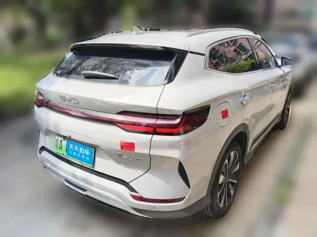 BYD Song PLUS — Фото автомобиля 2