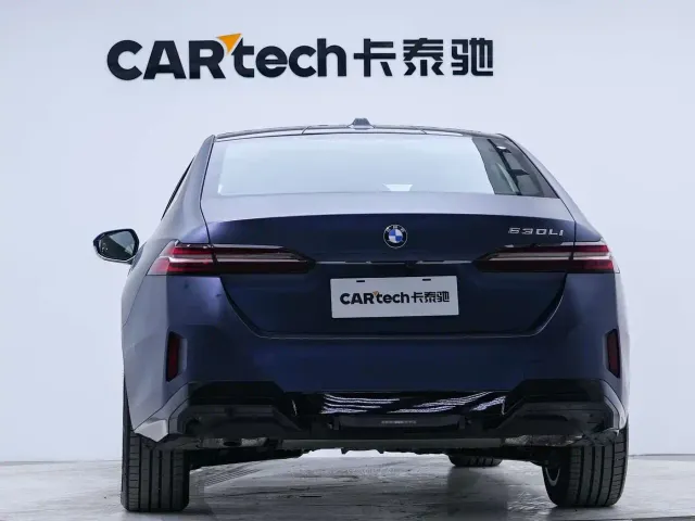 BMW 5 Series — Фото автомобиля 4
