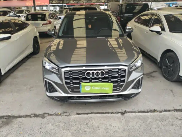 Audi Q2L — Фото автомобиля 2