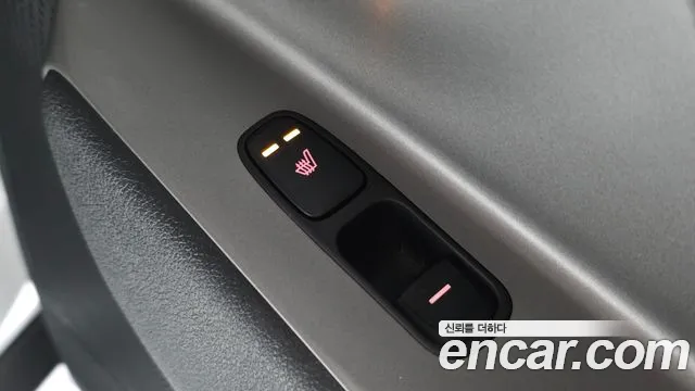 Kia Niro — Фото автомобиля 25