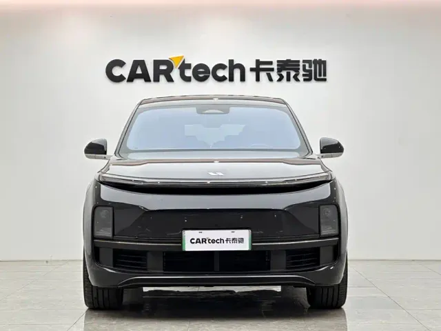 Li Auto L8 — Фото автомобиля 7