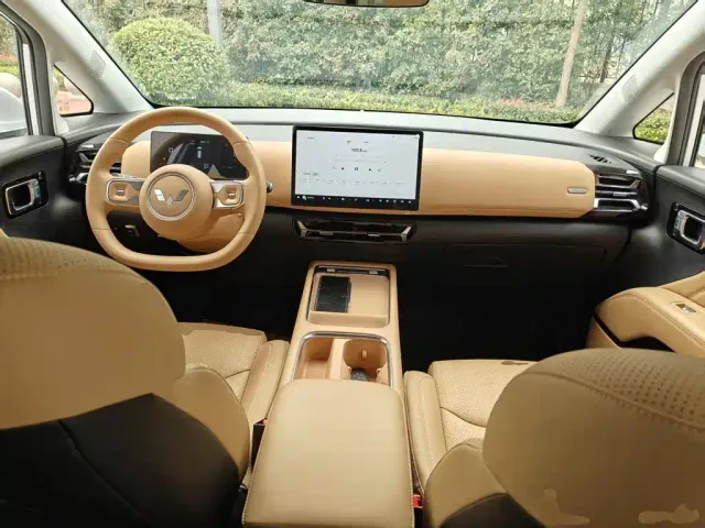 Wuling Starlight 730 — Фото автомобиля 9