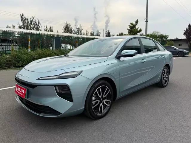 Фотография автомобиля — Roewe D6