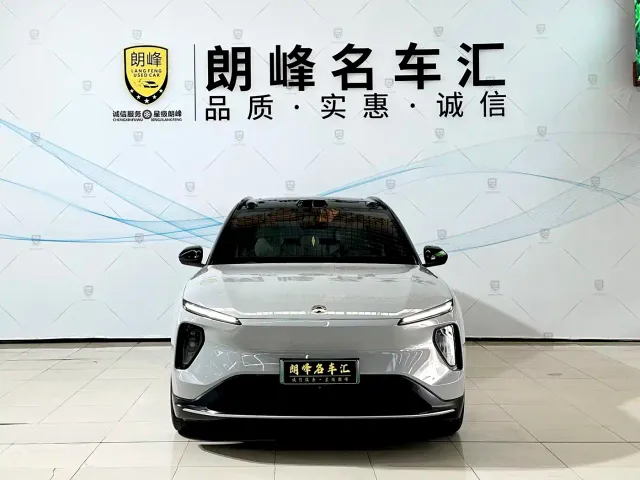 Nio ES6 — Фото автомобиля 2