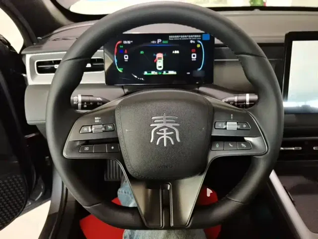 BYD Qin PLUS — Фото автомобиля 10