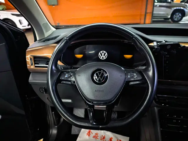 Volkswagen Tharu — Фото автомобиля 9