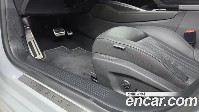Peugeot 308 — Фото автомобиля 17