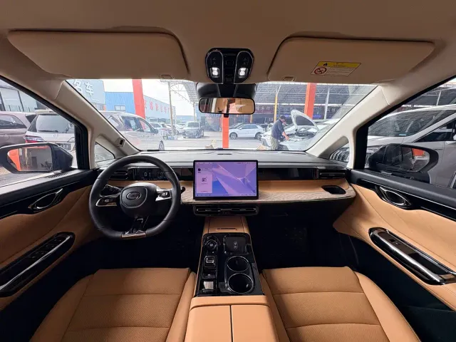 GAC Trumpchi E8 — Фото автомобиля 8