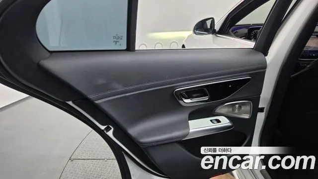 Mercedes-Benz E-Class W214 — Фото автомобиля 14