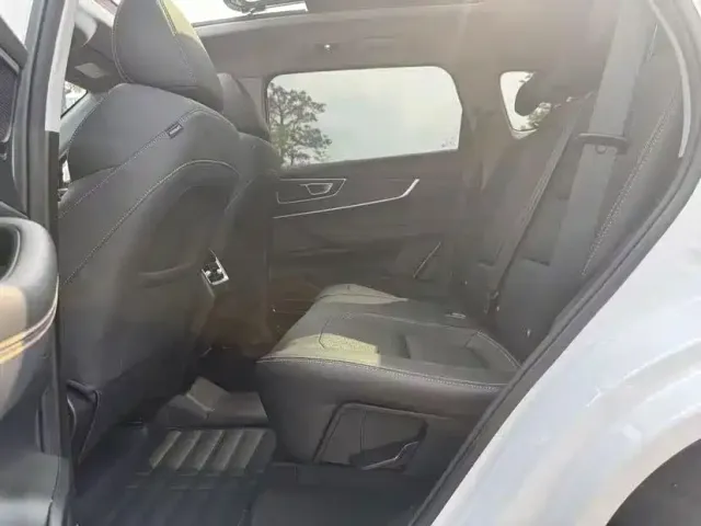 Chery Tiggo 8 — Фото автомобиля 20