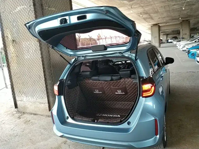 Honda Fit — Фото автомобиля 18