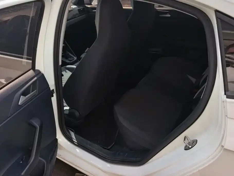 Volkswagen Lavida 2025 New Edge 1.5L Outstanding New Ease — Фото автомобиля 11