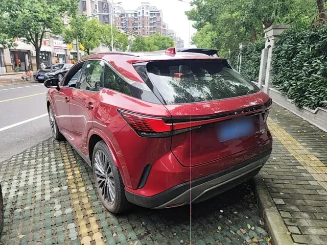 Lexus RX — Фото автомобиля 4