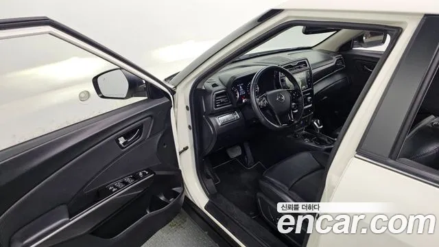 KG_Mobility_Ssangyong TIBOLI Very New Tivoli Бензин 1.5 2WD — Фото автомобиля 10