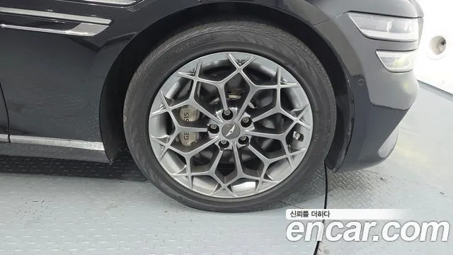 Genesis G80 Бензин 2.5 турбо AWD — Фото автомобиля 21