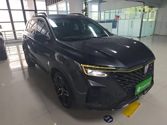 Roewe RX5 — Фото автомобиля 3