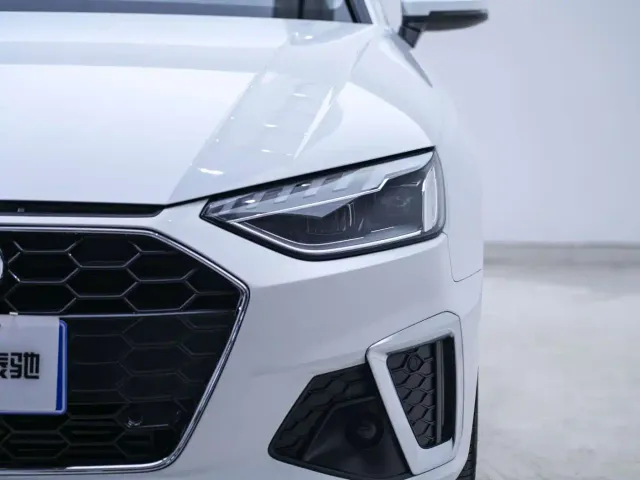 Audi A4L — Фото автомобиля 7
