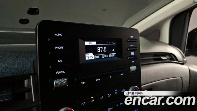 Hyundai Staria Staria Tourer 9 мест — Фото автомобиля 14