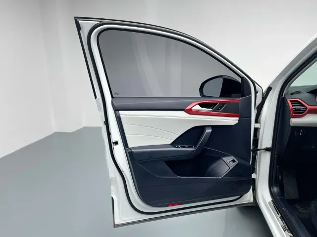 Volkswagen Tharu — Фото автомобиля 19