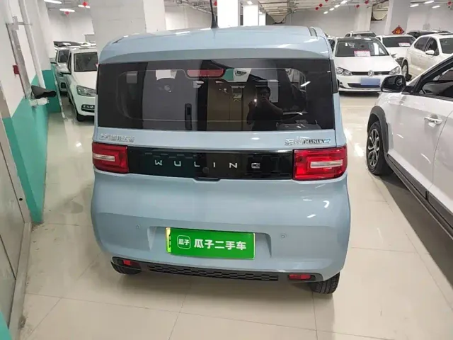 Wuling Hongguang Mini EV — Фото автомобиля 5